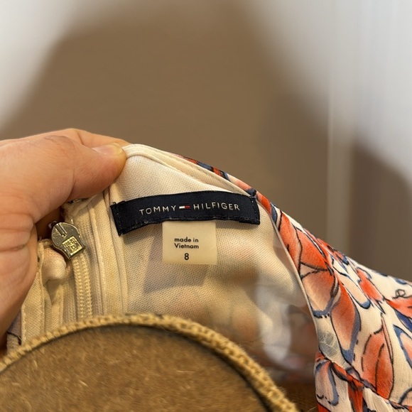 Tommy Hilfiger Sz 8 Coral Blue Floral Chiffon Flowy Lightweight Faux Wrap Dress - Picture 9 of 16